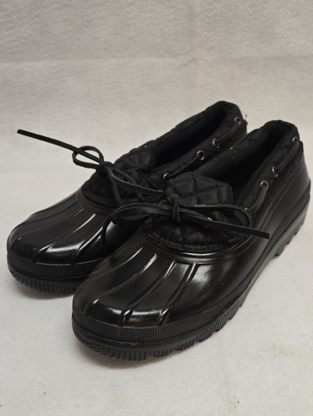 Sugar Black Slip-On Shoes with Pink Logo Tag Sz 8